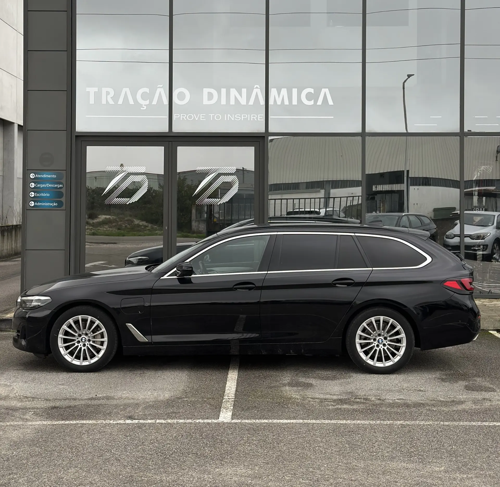BMW 530 e Aut. Luxury Line 7