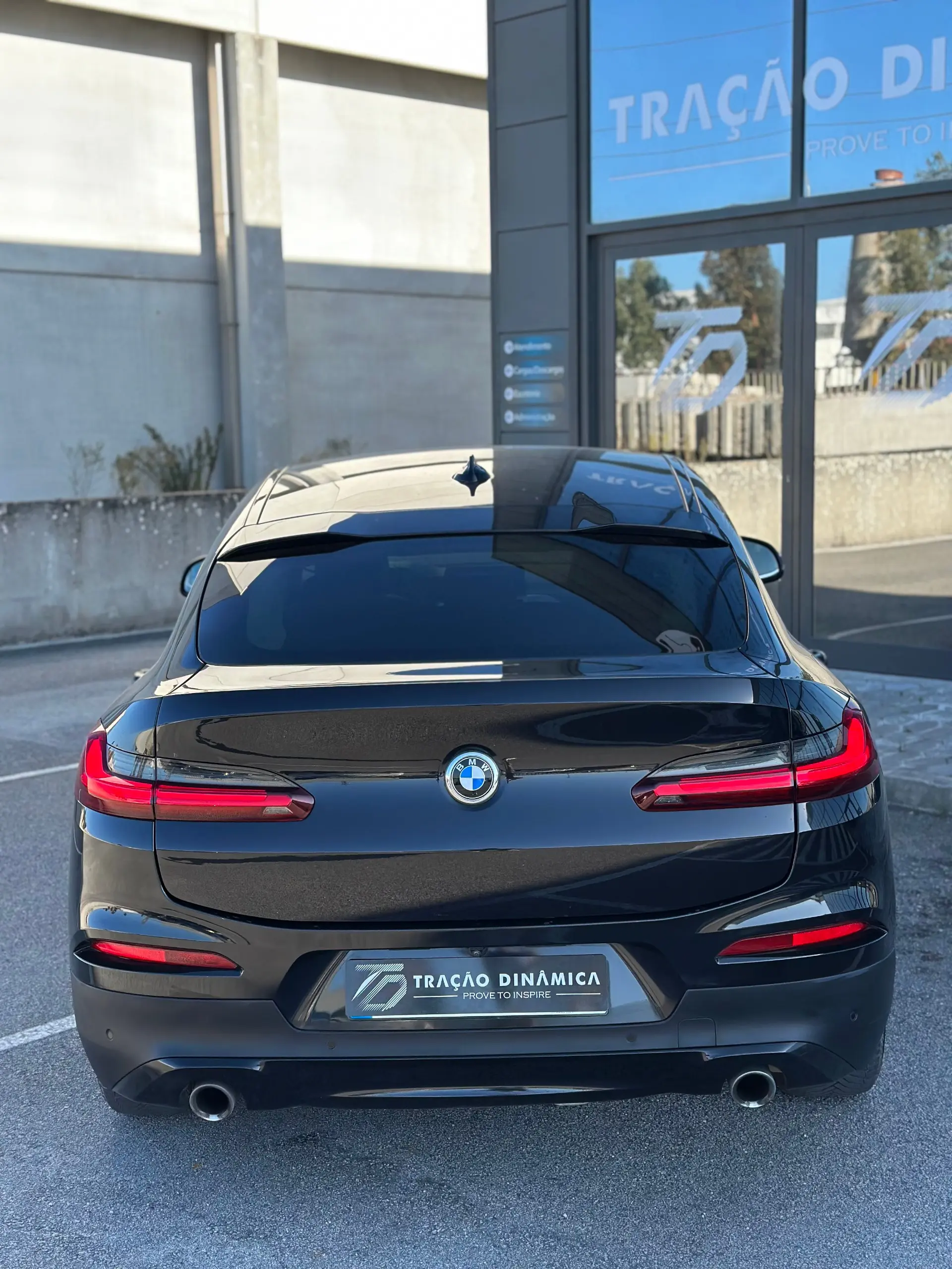 BMW X4 30 d xDrive Advantage Auto 10