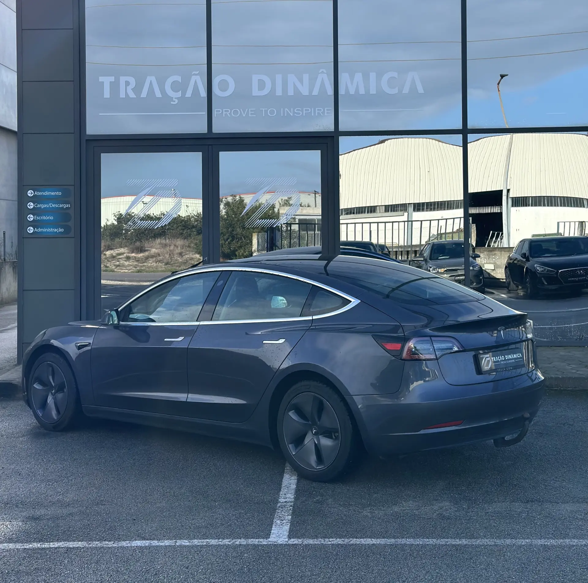 Tesla Model 3 Standard Range Plus RWD 7