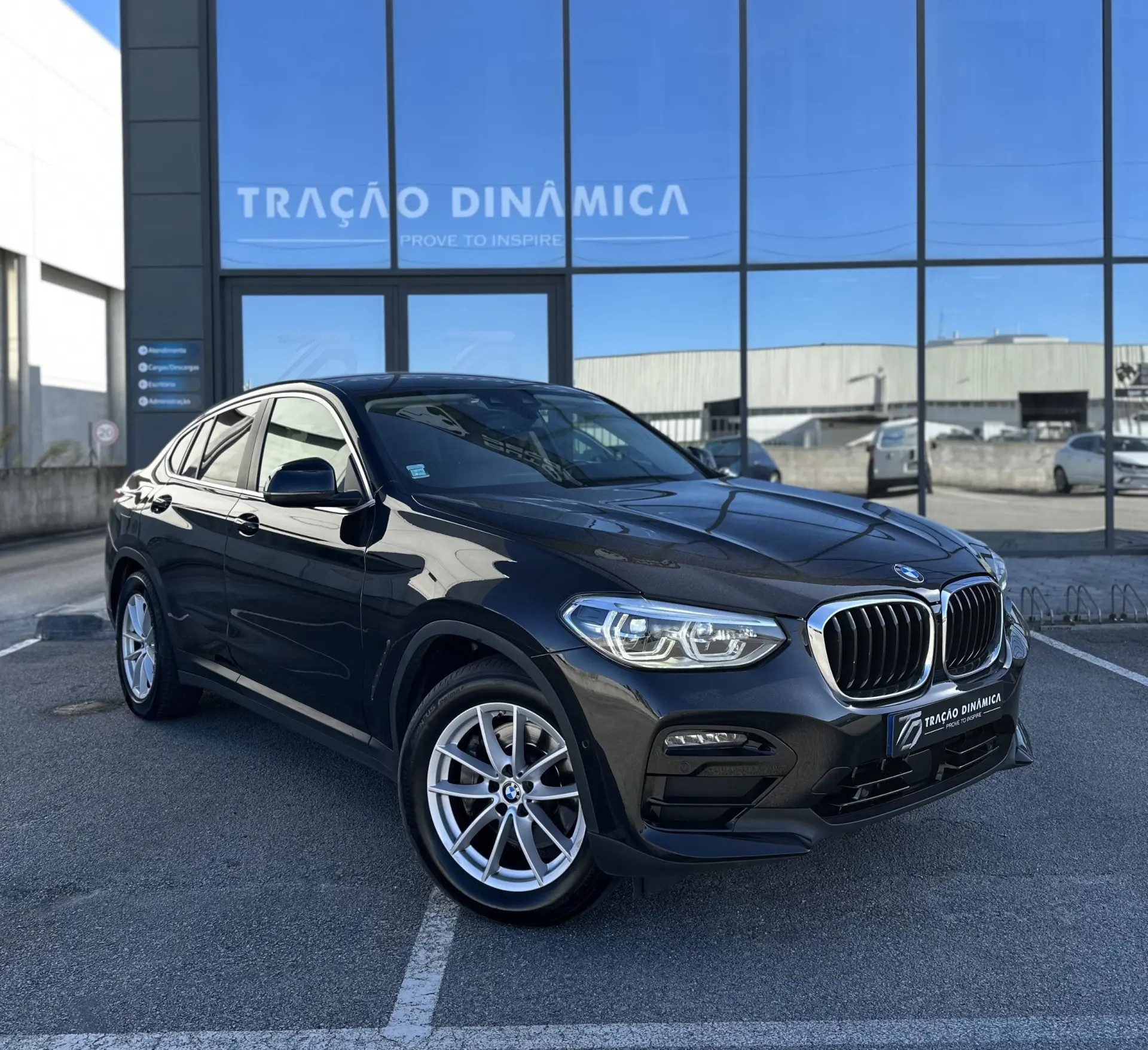 BMW X4 30 d xDrive Advantage Auto 2