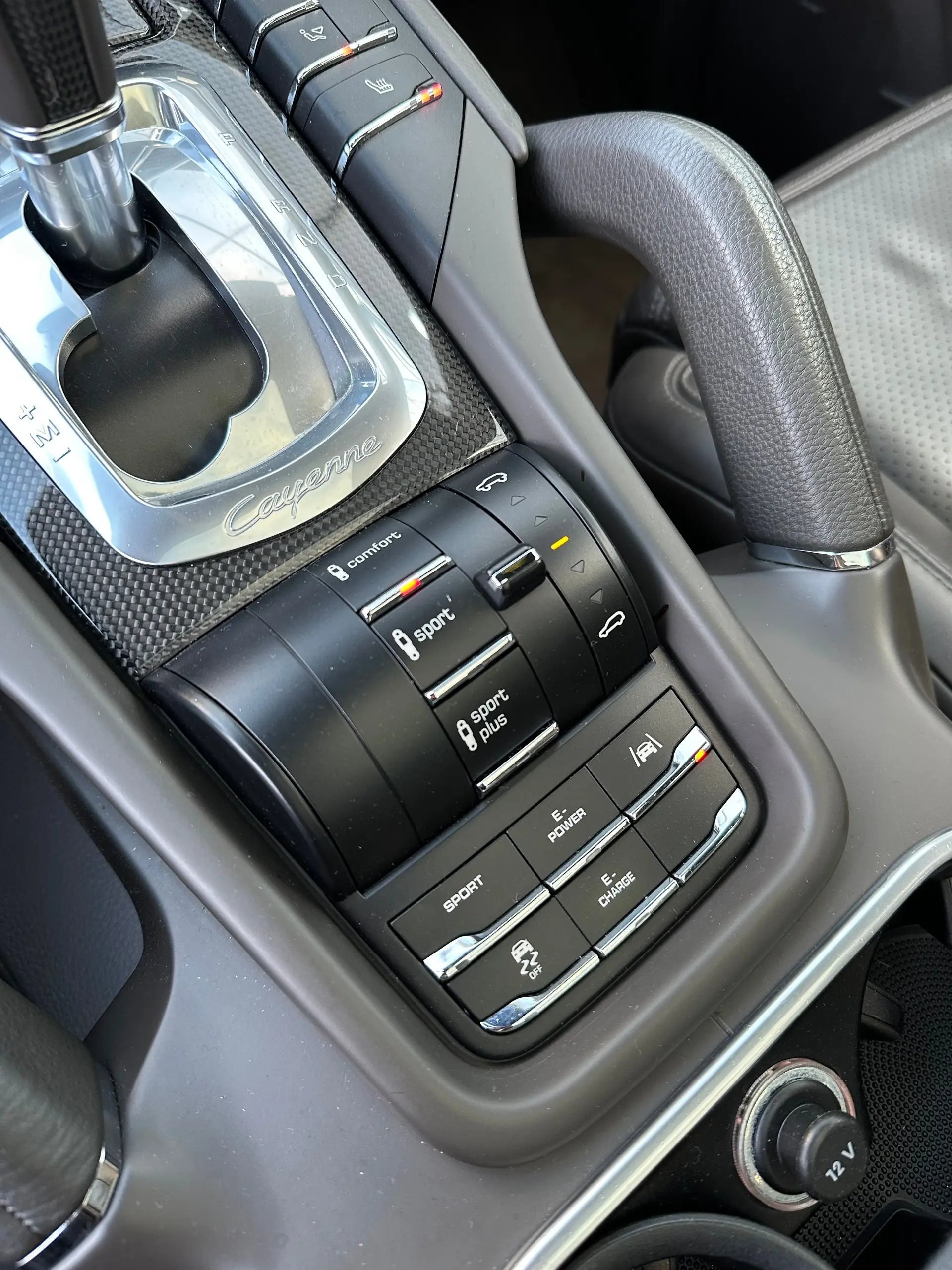 Porsche Cayenne E-Hybrid Tiptronic S 34