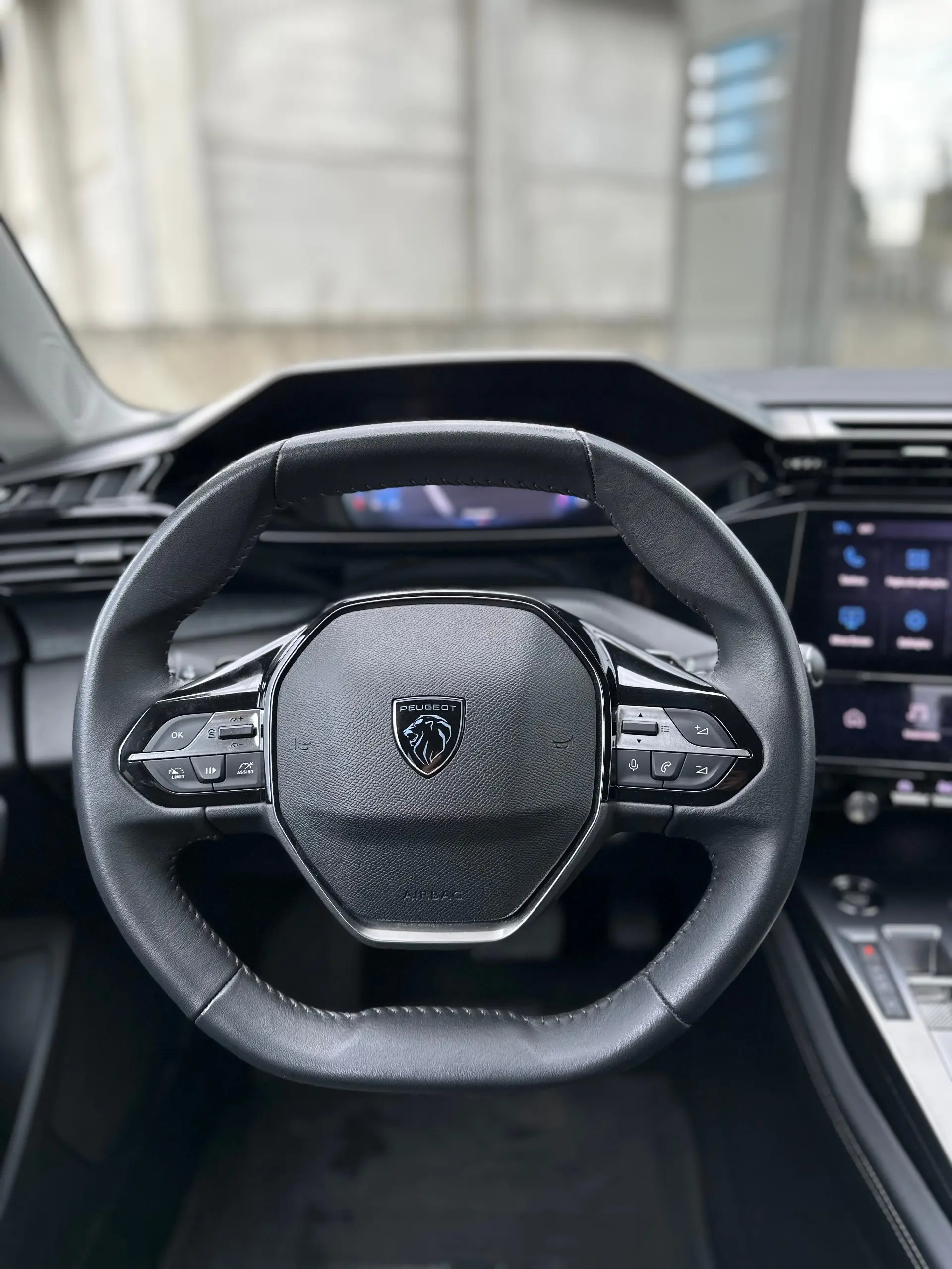 Peugeot 308 1.5 BlueHDi Allure EAT8 13