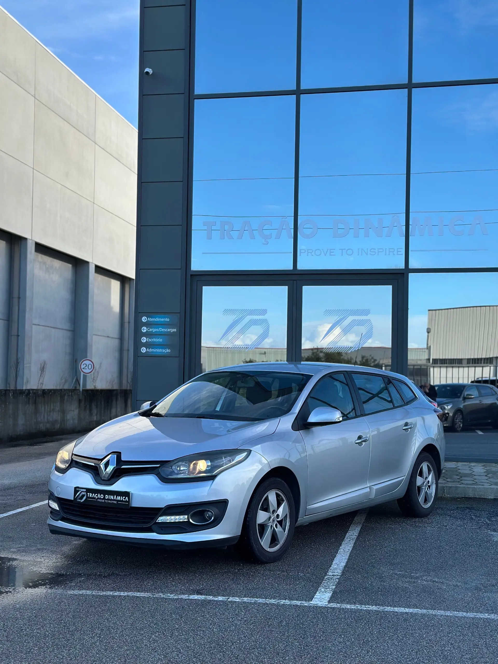 Renault Mégane 1.5 dCi Dynamique S SS 2