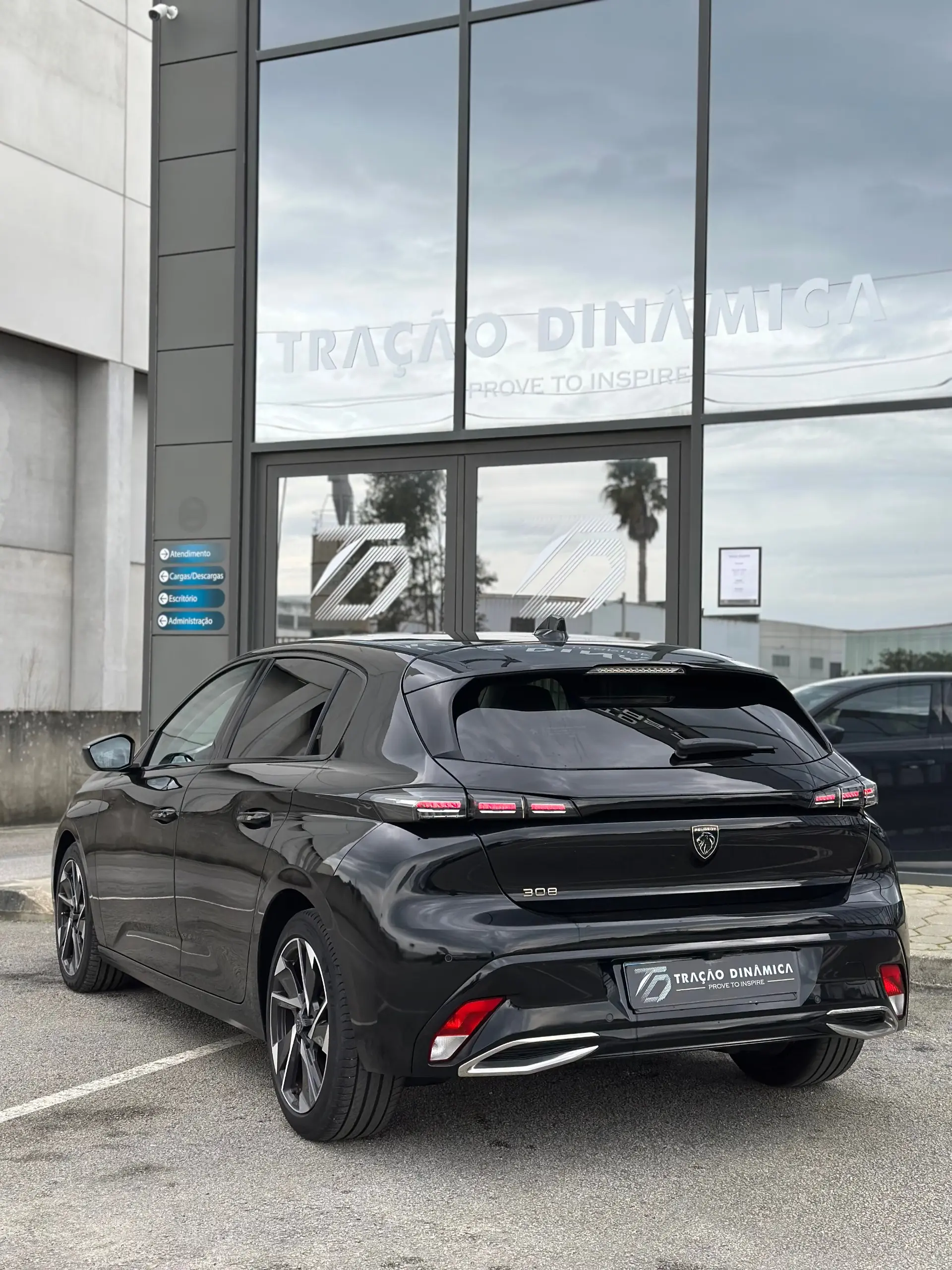 Peugeot 308 1.5 BlueHDi Allure EAT8 6