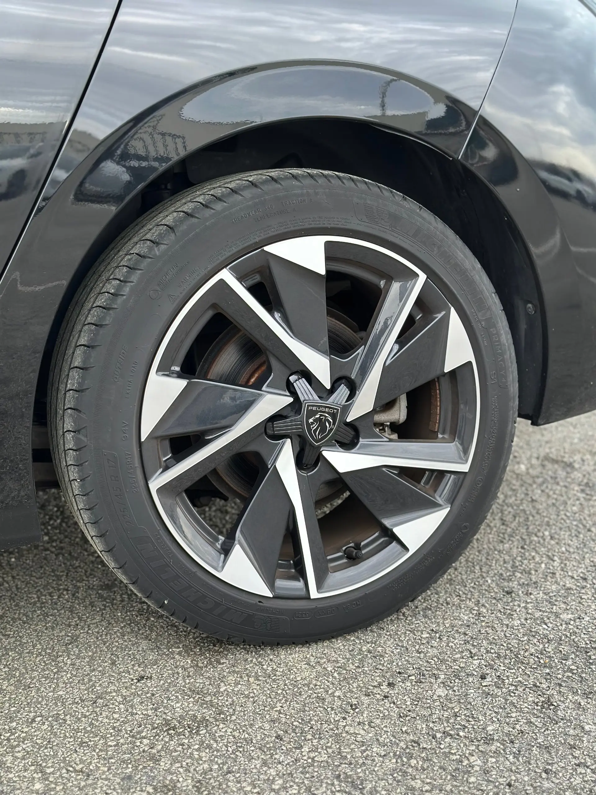 Peugeot 308 1.5 BlueHDi Allure EAT8 11