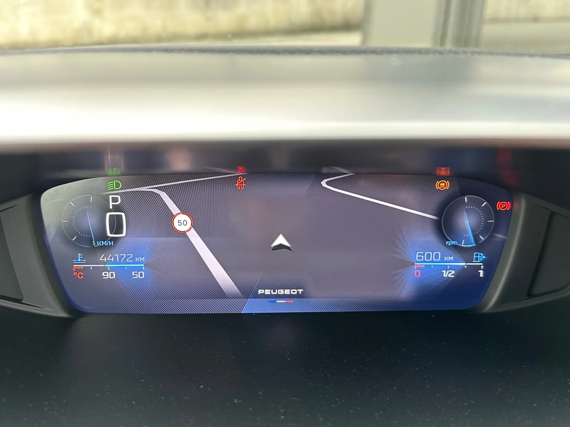 Peugeot 308 1.5 BlueHDi Allure EAT8 23