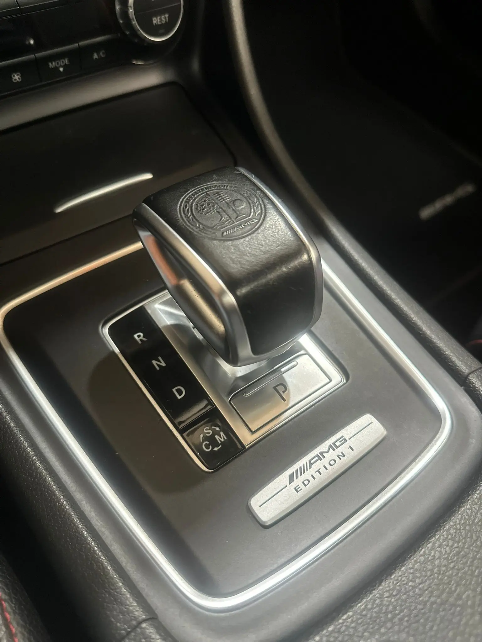 Mercedes-Benz CLA 45 AMG Outro 12