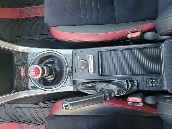 Subaru Impreza 2.5 WRX STi 14