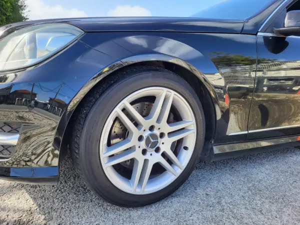 Mercedes-Benz C 250 C 250 CDI 4-Matic Avantgarde Pack AMG 8