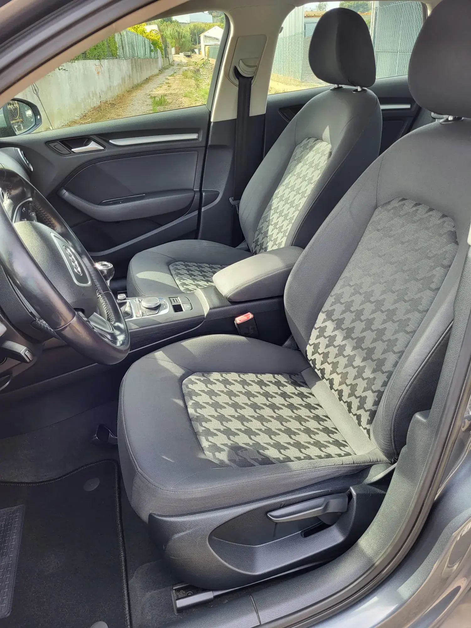 Audi A3 Sportback 2.0 TDi Sport 9