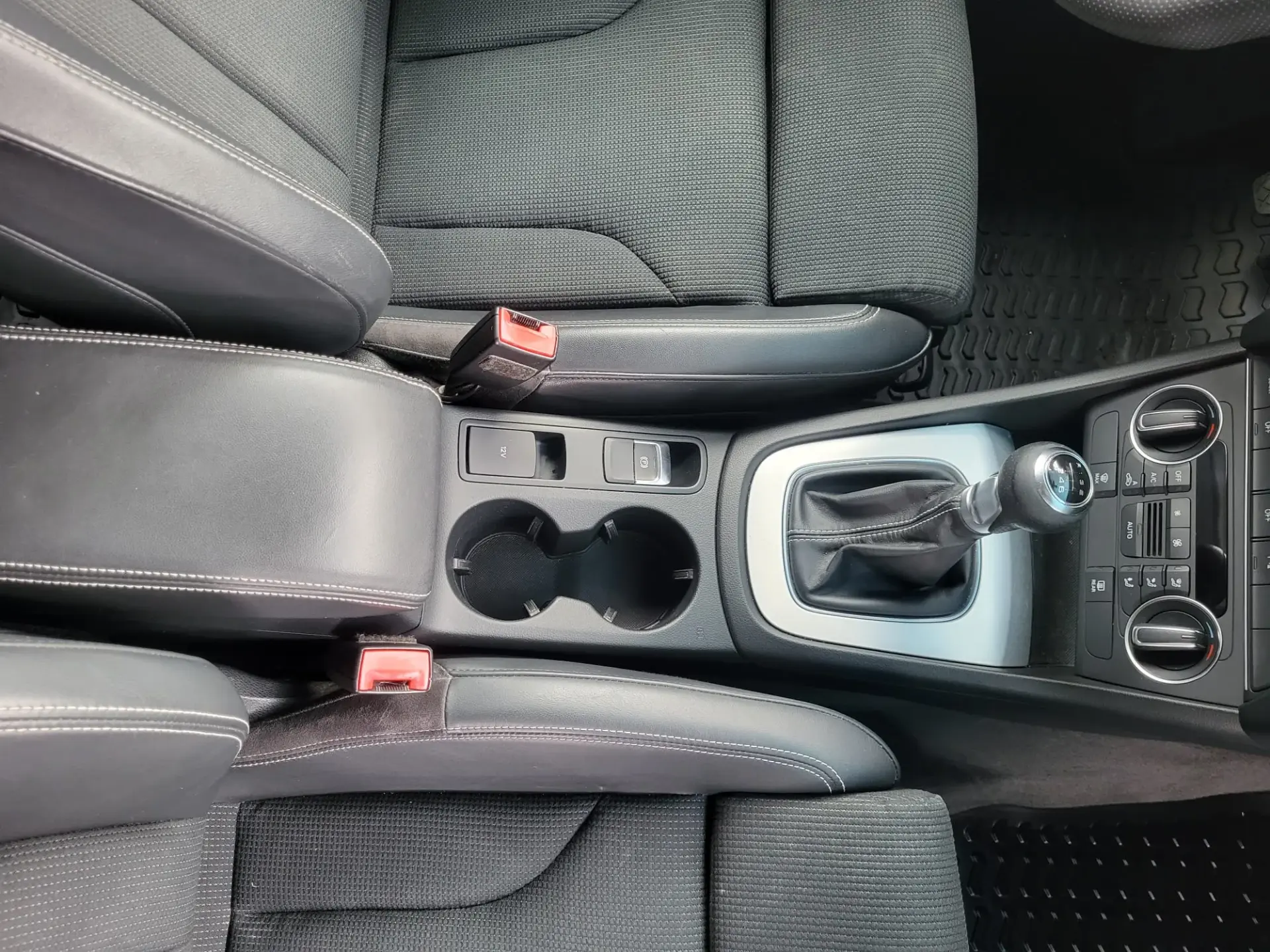 Audi Q3 2.0 TDI S-line 20