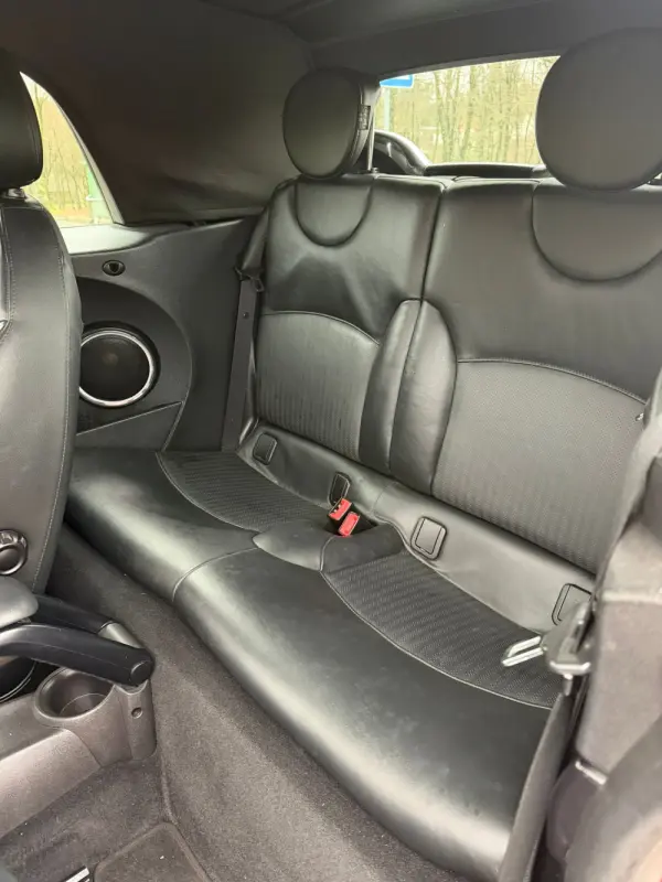 MINI Cabrio Cooper D 17