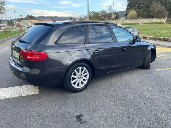 Audi A4 Avant 9