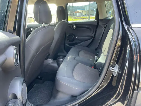 MINI 5 Portas One D 4