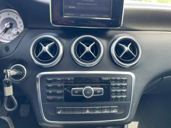 Mercedes-Benz A 180 14