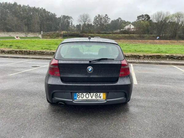BMW 118 d Pack M 13