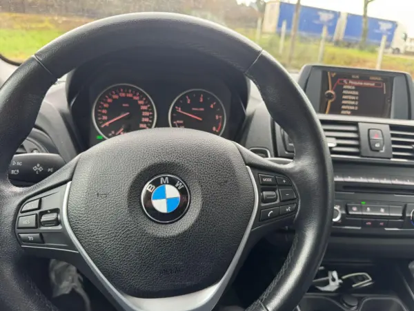 BMW 116 d EDynamics Line Urban 12