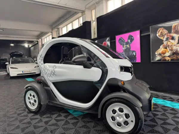 Renault Twizy 8