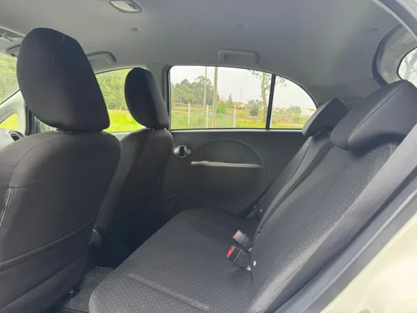 Mitsubishi i-MiEV 16