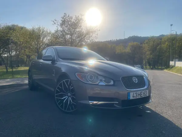 Jaguar XF 18