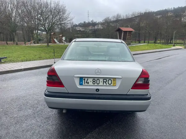 Mercedes-Benz C 220 7