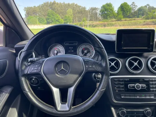 Mercedes-Benz A 180 18