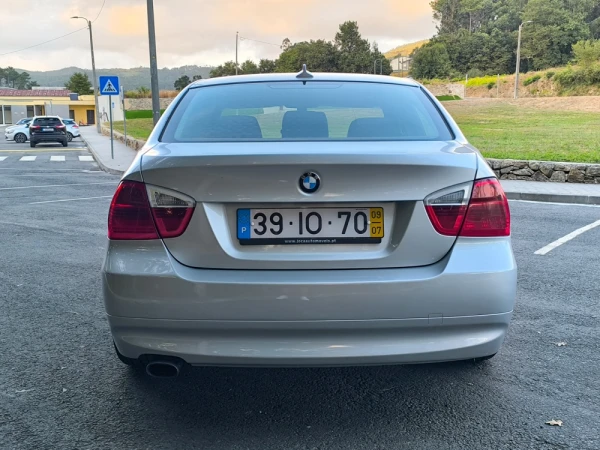 BMW 320 17