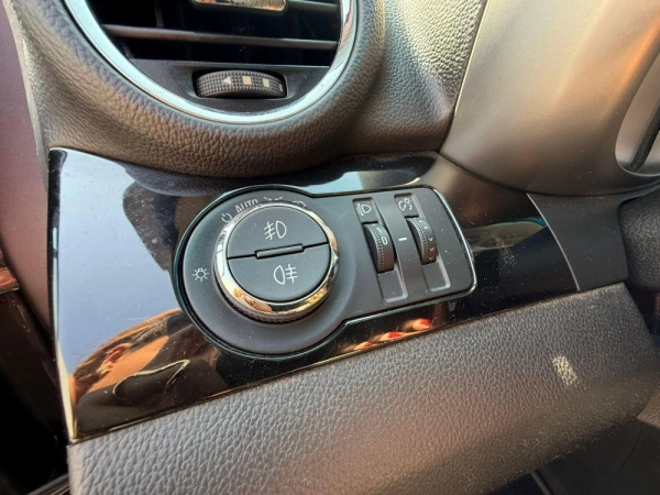 Chevrolet Orlando 12