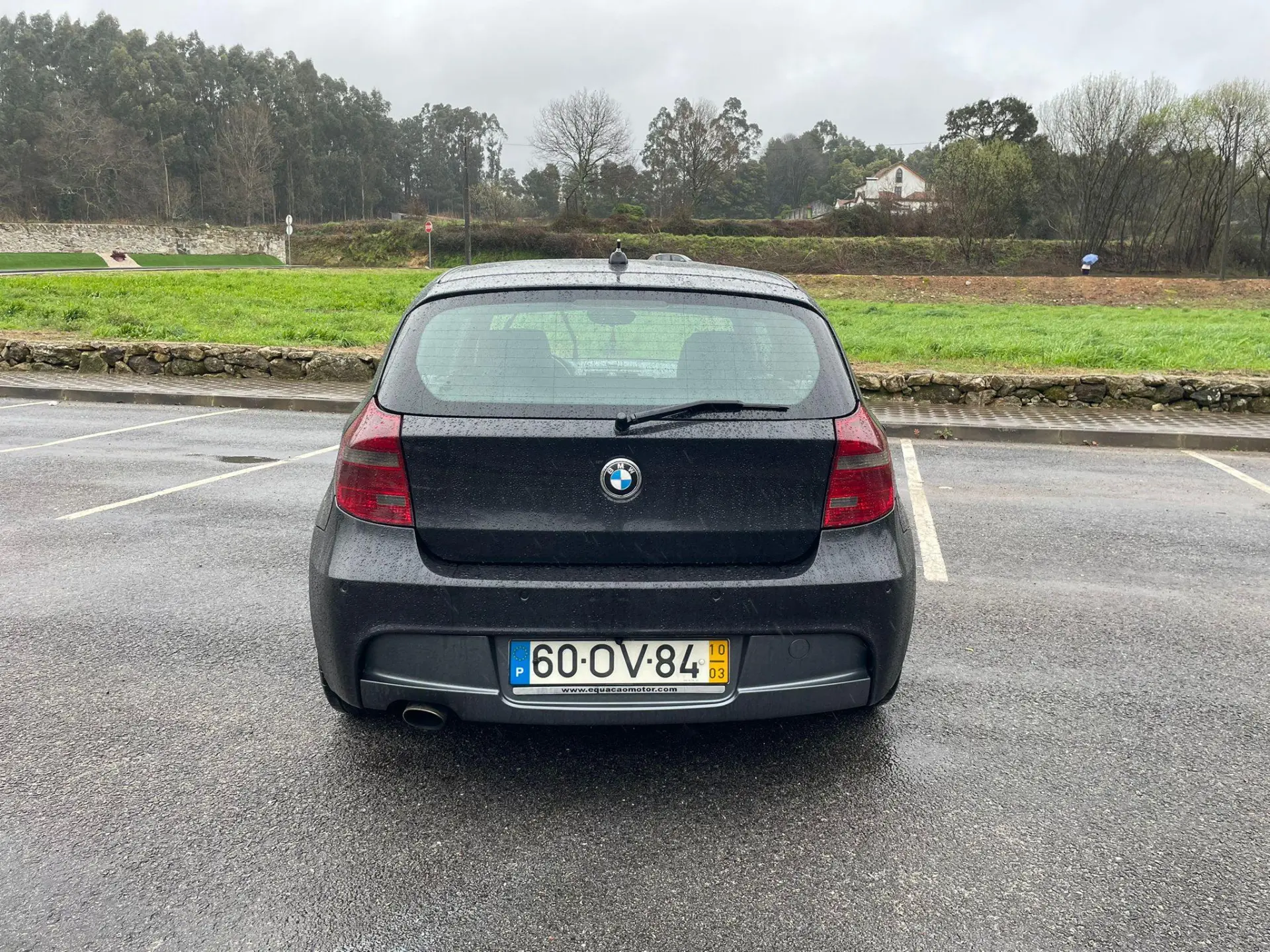 BMW 118 d Pack M 13