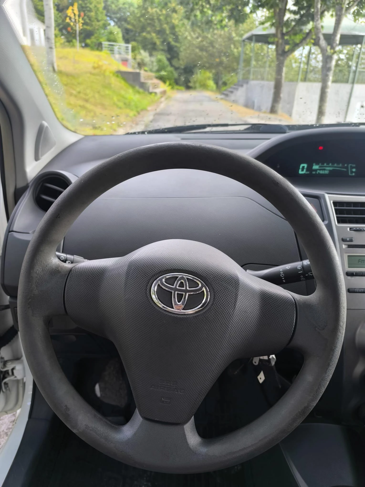 Toyota Yaris 2