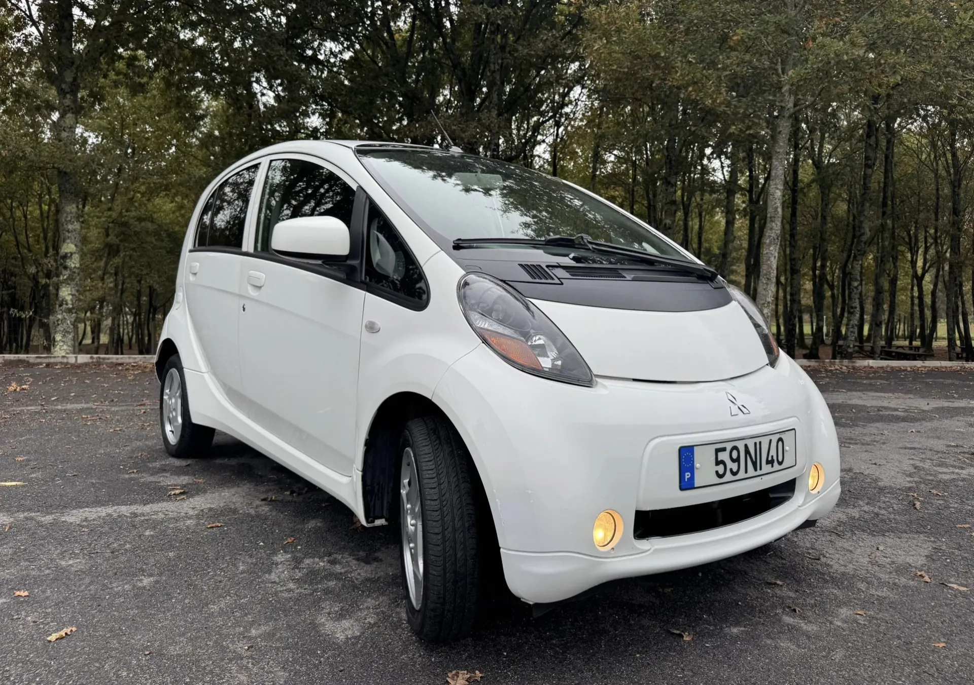 Mitsubishi i-MiEV 10