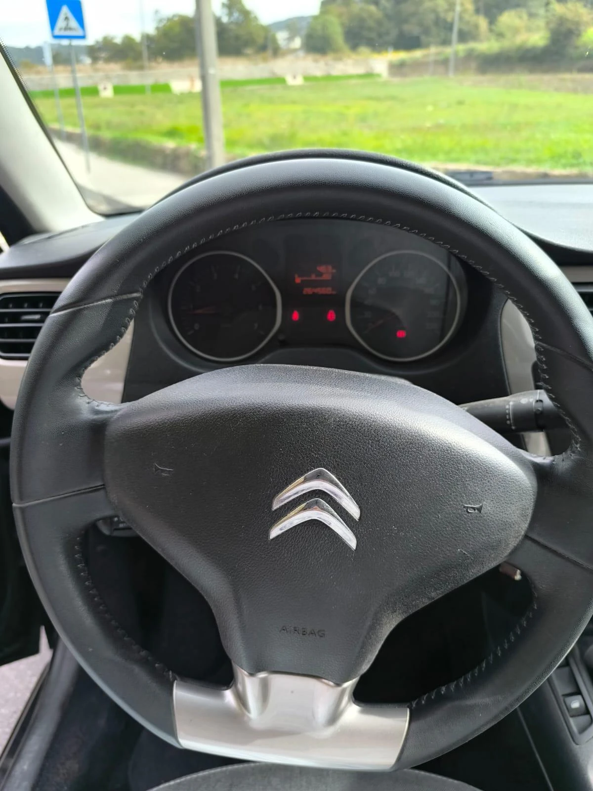 Citroën C-Elysée 4