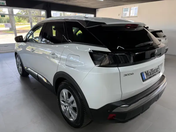 Peugeot 3008 1.6 Hybrid Allure Pack e-EAT8 6