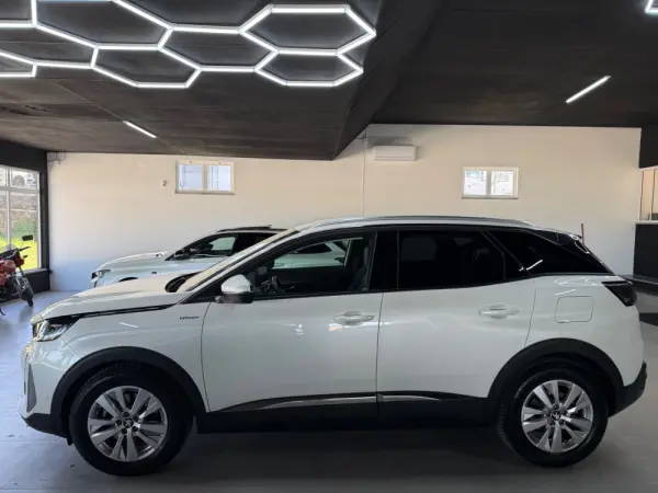 Peugeot 3008 1.6 Hybrid Allure Pack e-EAT8 7