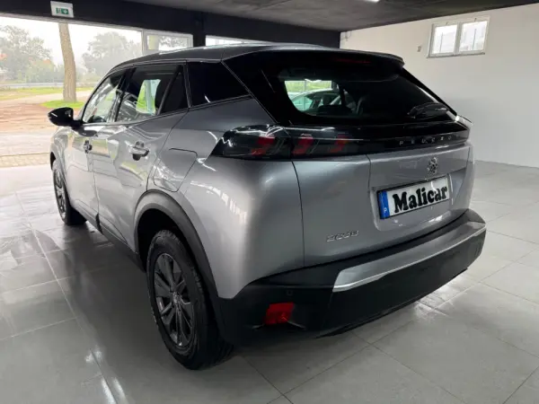 Peugeot 2008 PureTech 100 Allure 6