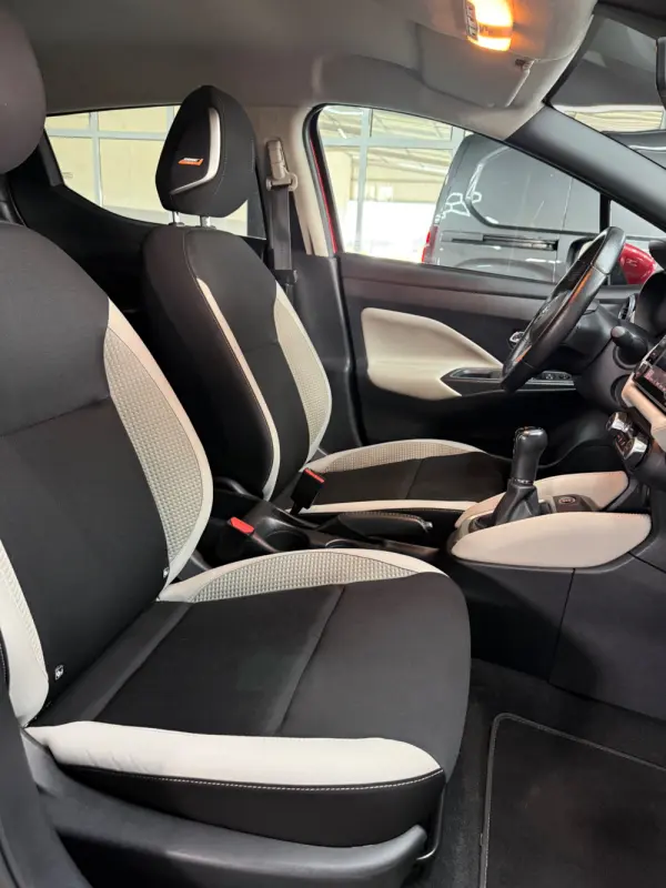 Nissan Micra 1.0 IG-T Tekna 9
