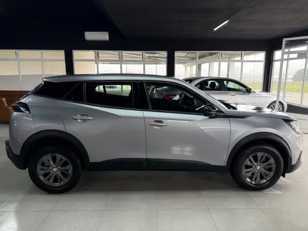 Peugeot 2008 PureTech 100 Allure 3
