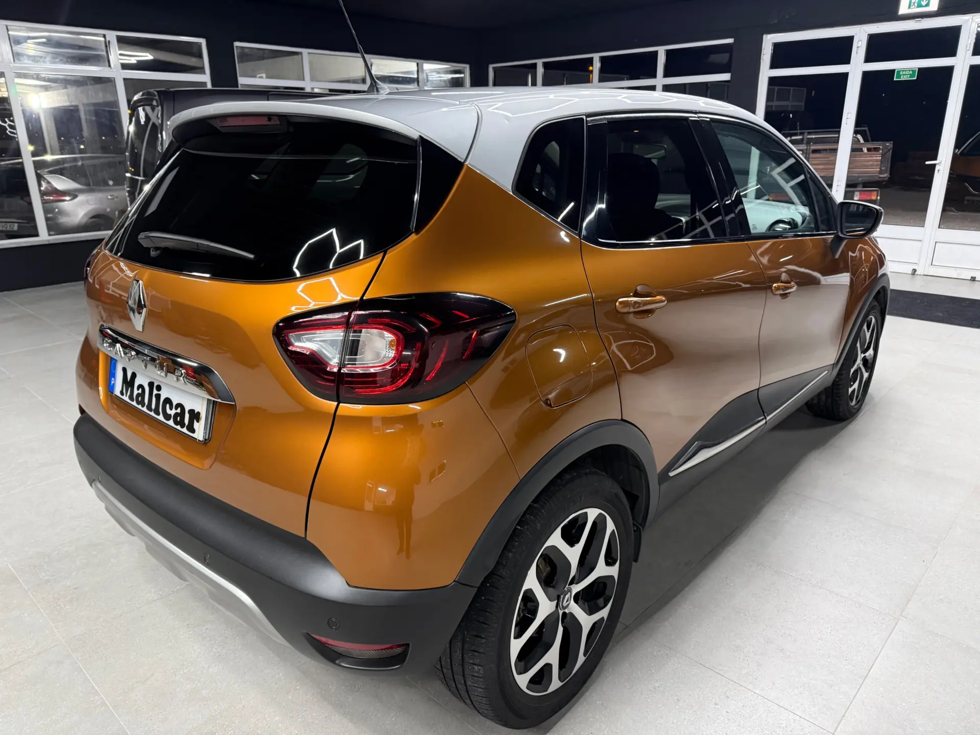 Renault Captur 0.9 TCE Exclusive 4