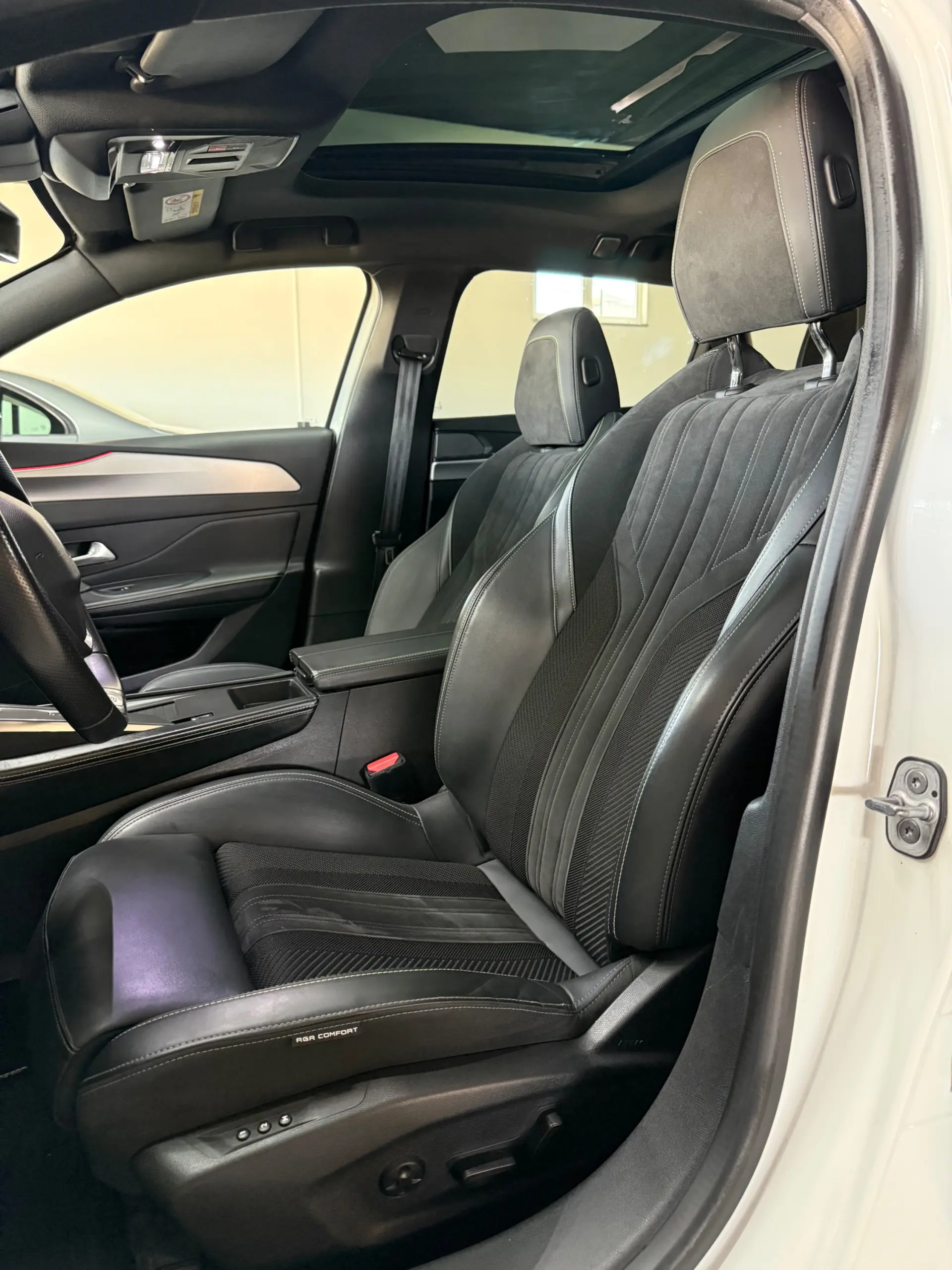 Peugeot 308 SW BlueHDi 130 EAT8 GT EXCLUSIVE 9