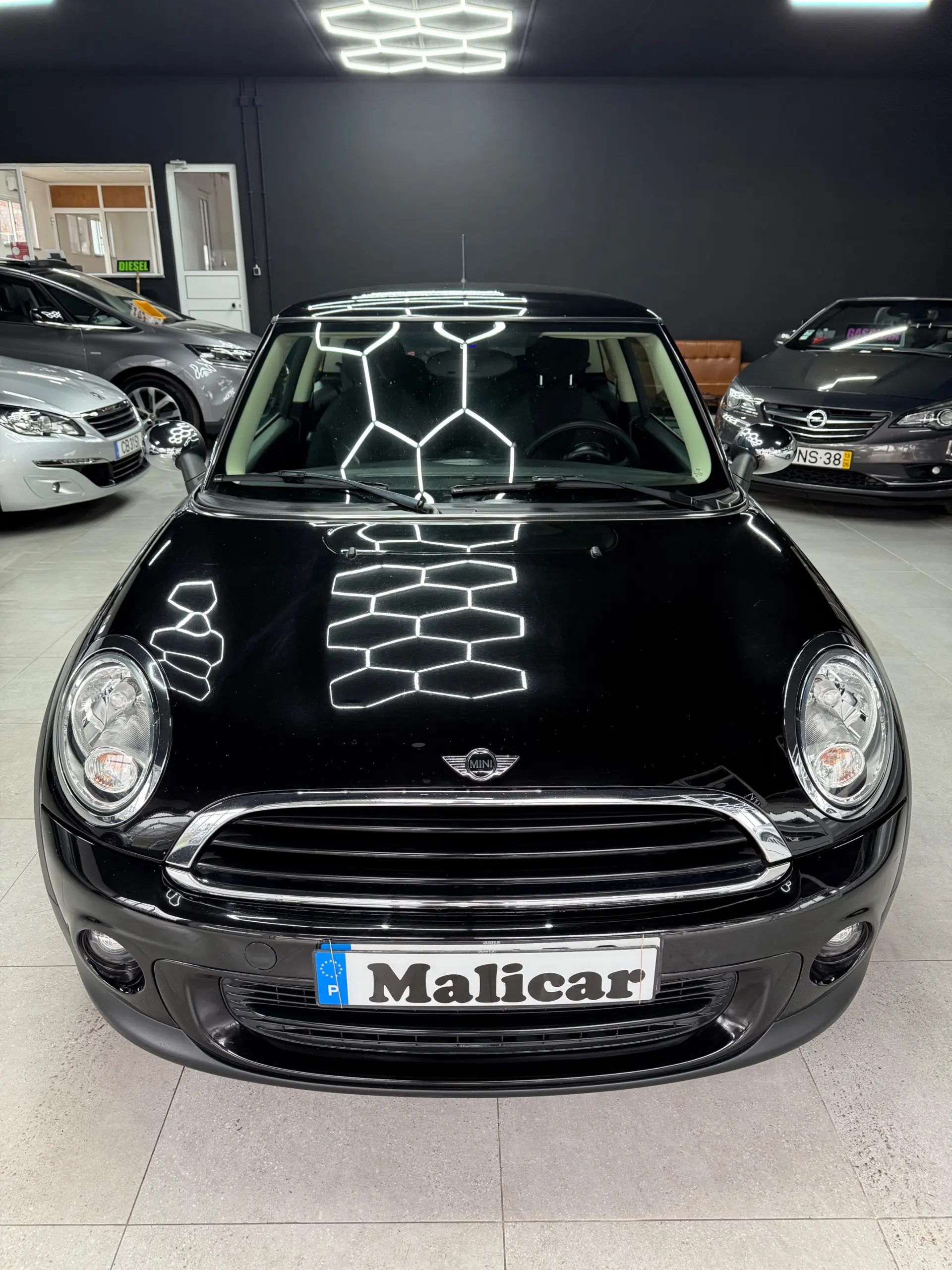 MINI 3 Portas One Brick Lane 2