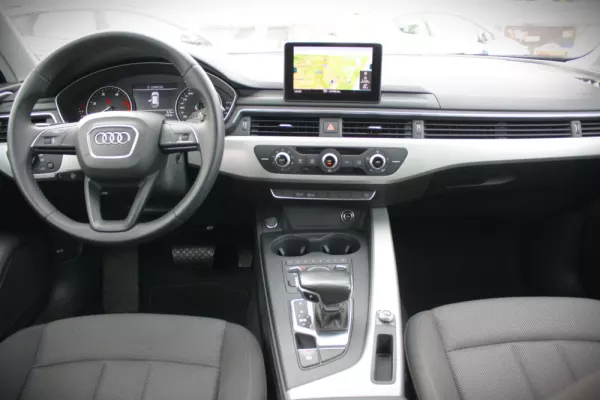 Audi A4 Avant 13