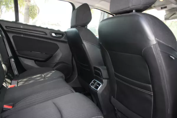 Renault Mégane Sport Tourer 15