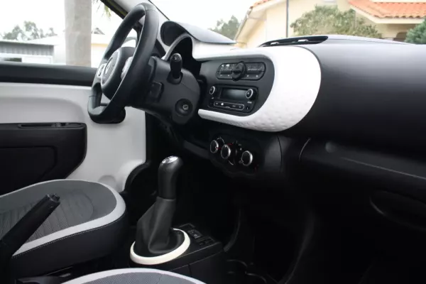 Renault Twingo 16