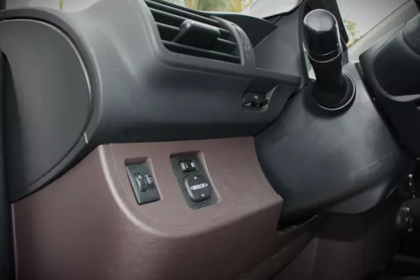 Toyota iQ VVT-i Eco 7