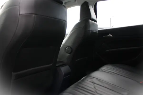 Peugeot 308 SW 1.6 e-HDi Allure 10