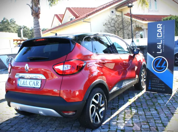 Renault Captur 1.5 dCi Helly Hansen EDC 5