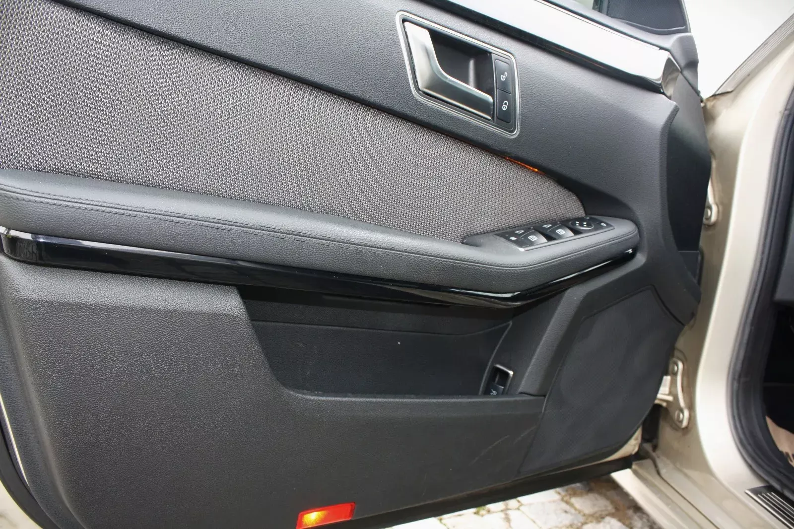 Mercedes-Benz E 200 8