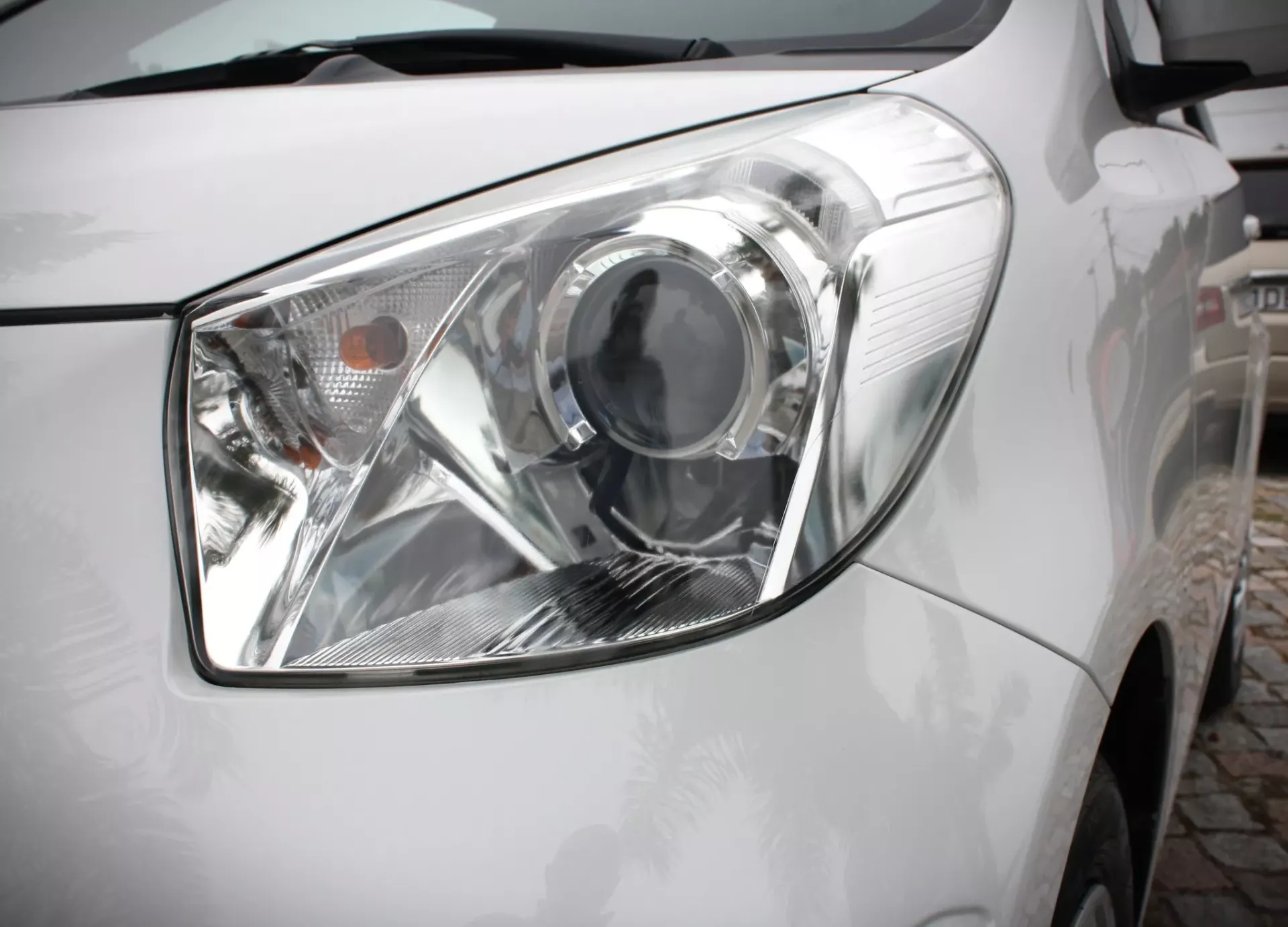 Toyota iQ VVT-i Eco 16