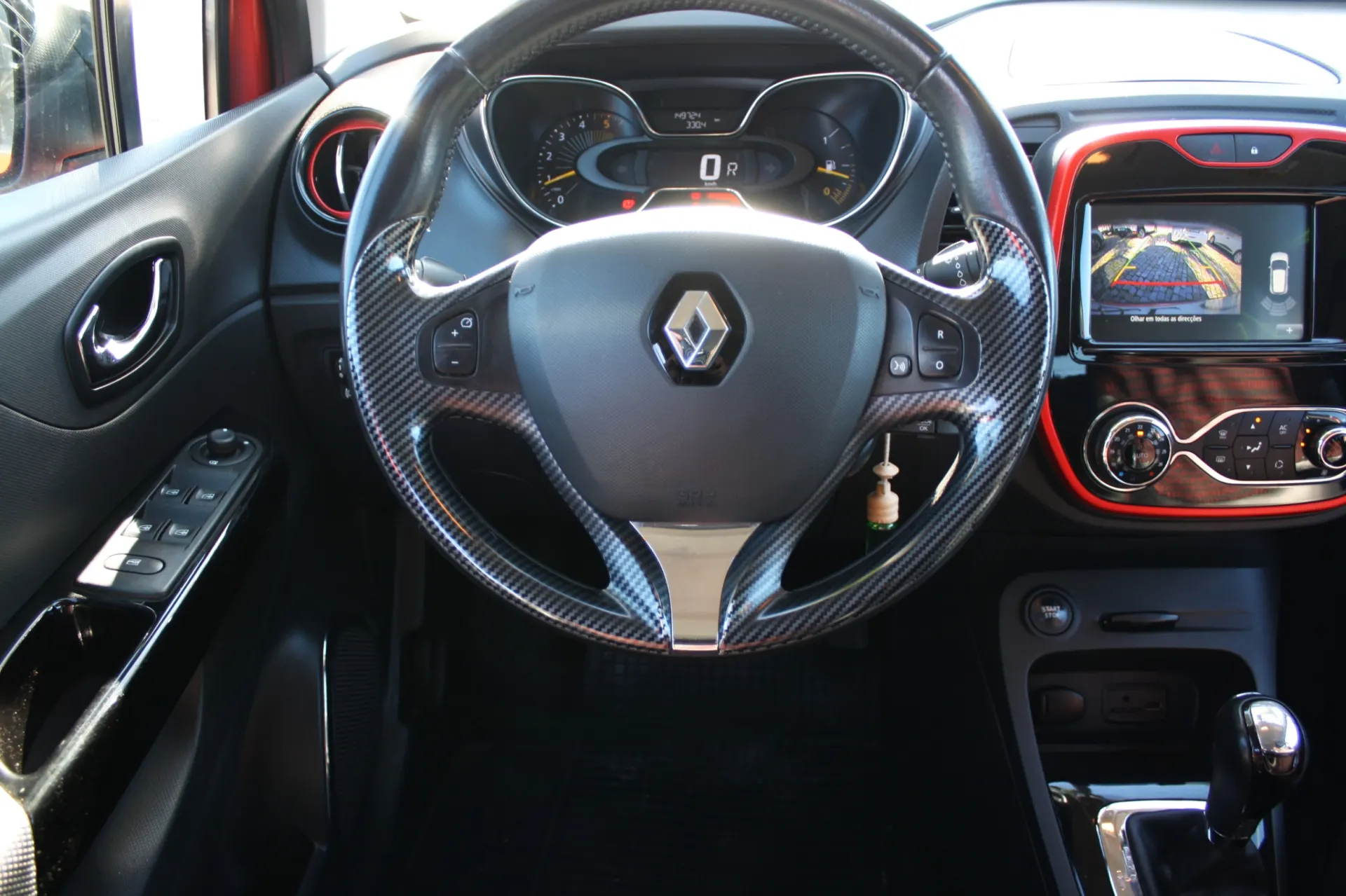 Renault Captur 1.5 dCi Helly Hansen EDC 30