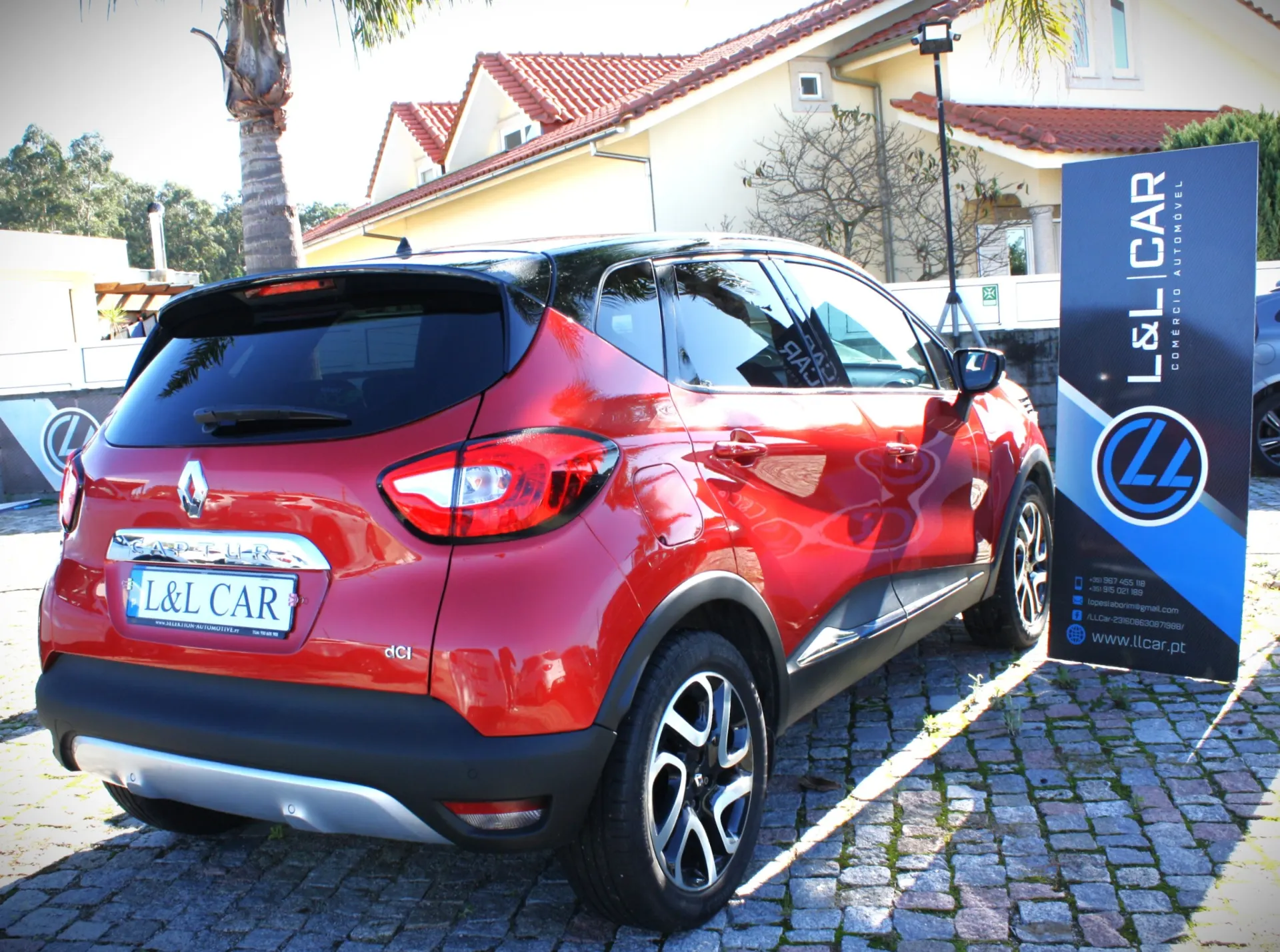 Renault Captur 1.5 dCi Helly Hansen EDC 5
